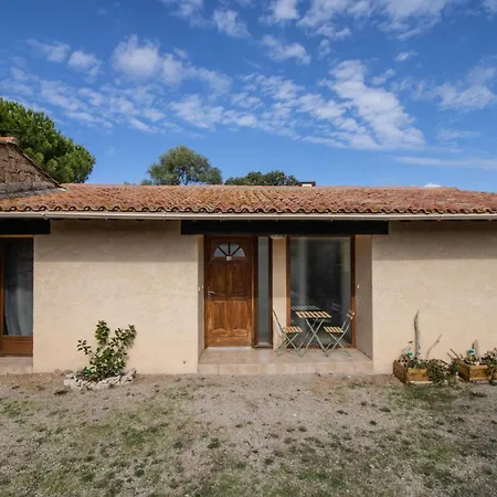 Casa Gelsominu بيت للعطل سيرا دي فيرو